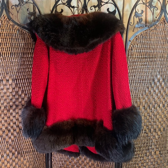 Vintage Lari Red Coat with Fur Trim Size M/L - Picture 7 of 11